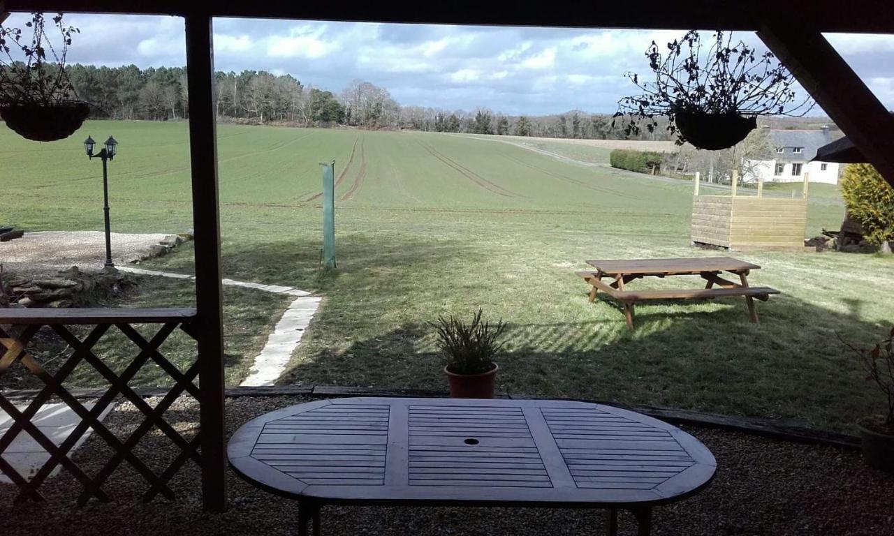 Gites De Camors Bagian luar foto